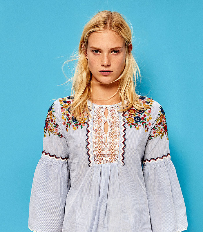 Nakışlı ve Dantel Detaylı Bluz